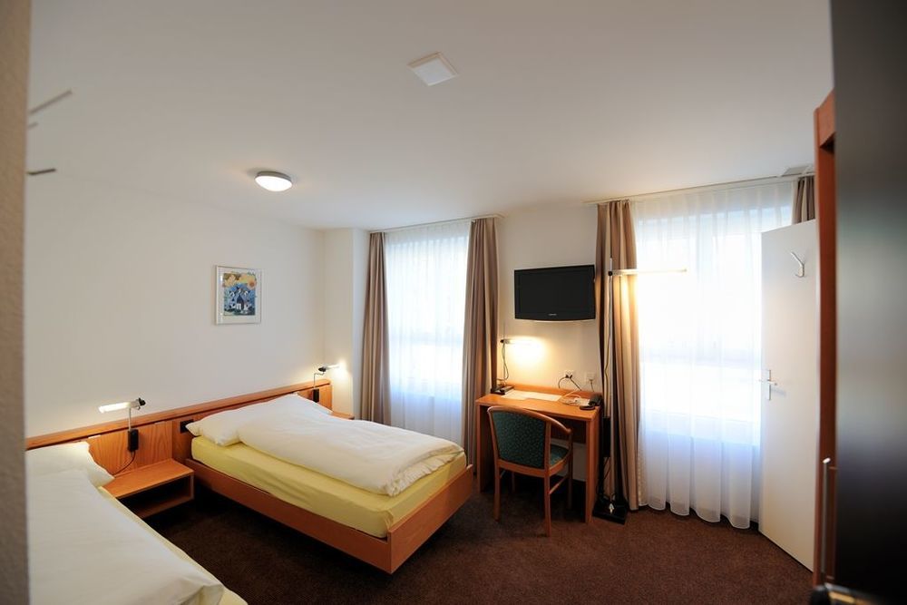 Hotel Freihof Swiss Lodge Unterägeri Chambre photo